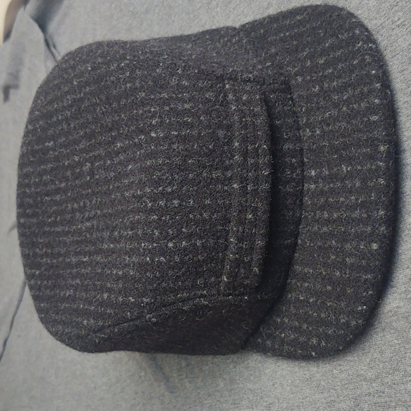 Filson Mackinaw Wool Cap - Picture 2 of 6